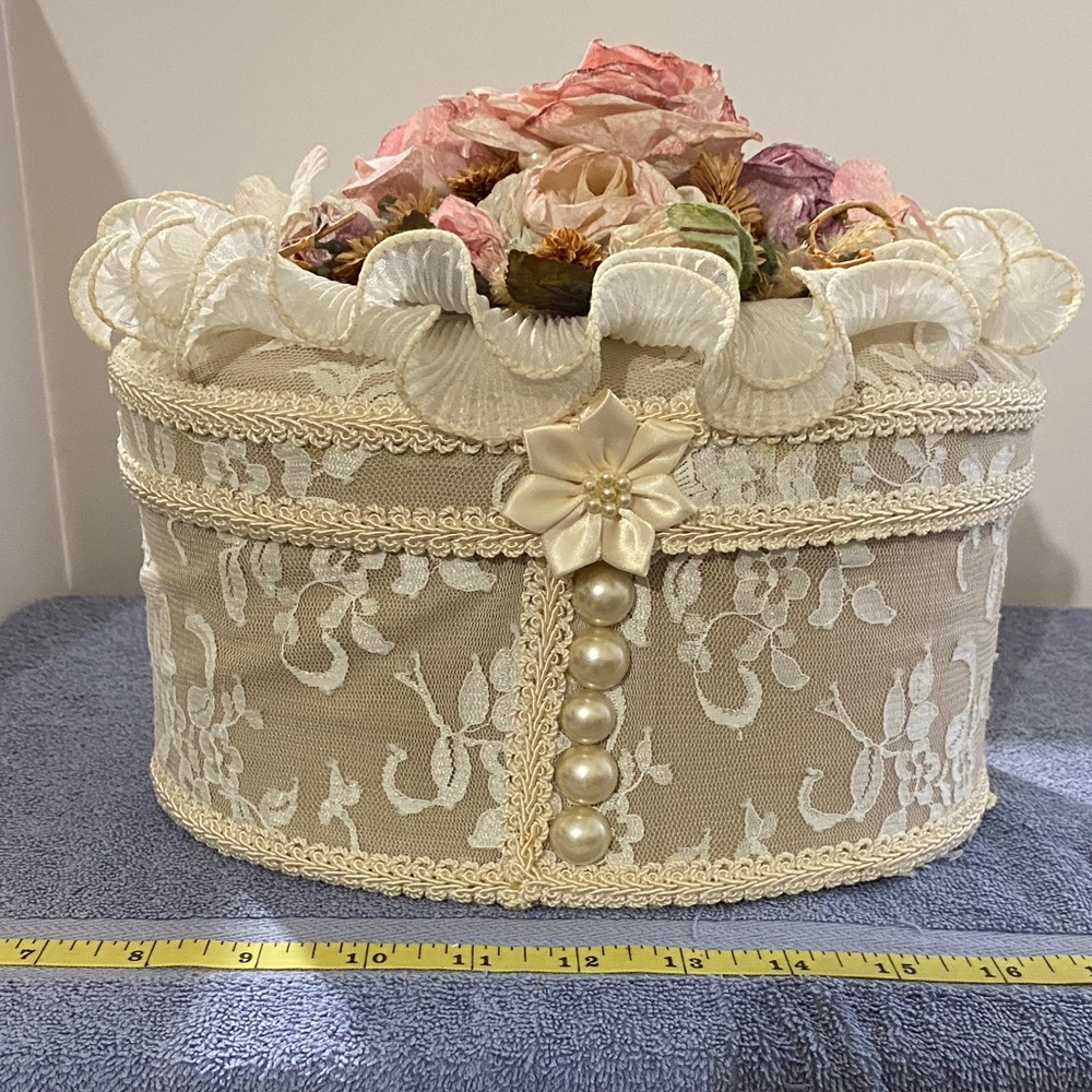 Elegant Floral Lace Decorative Box